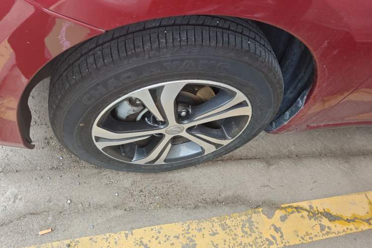 Used Nissan Tiida 2019 1.6L CVT Smart Drive Version China VI Standard Left Front Wheel Hub