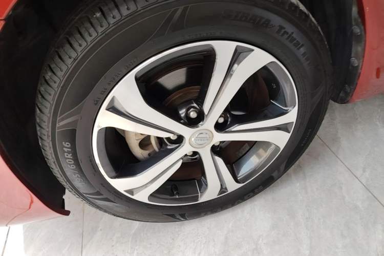 Used Nissan Tiida 2019 1.6L CVT Smart Drive Version China VI Standard Left Front Wheel Hub