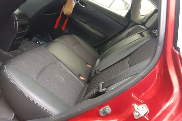 Used Nissan Tiida 2019 1.6L CVT Smart Drive Version China VI Standard Left Rear Seat