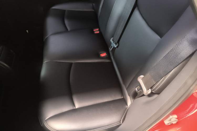 Used Nissan Tiida 2019 1.6L CVT Cool Edition China VI Standard Left Rear Seat