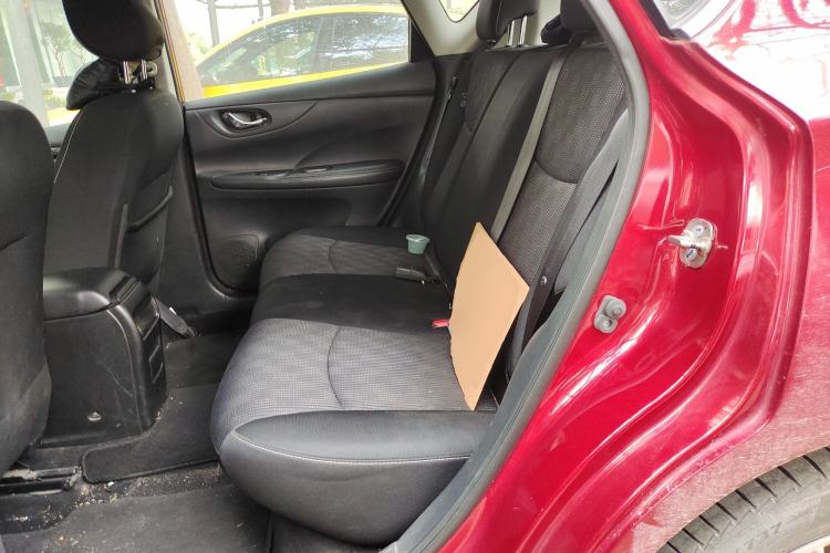 Used Nissan Tiida 2019 1.6L CVT Cool Edition China VI Standard Left Rear Seat