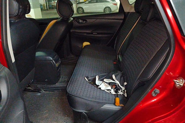 Used Nissan Tiida 2019 1.6L CVT Smart Drive Version China VI Standard Left Rear Seat