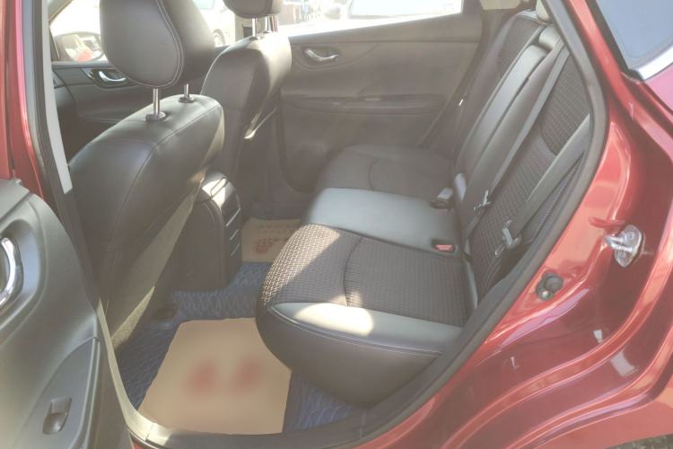 Used Nissan Tiida 2019 1.6L CVT Smart Enjoyment Version China VI Standard Left Rear Seat
