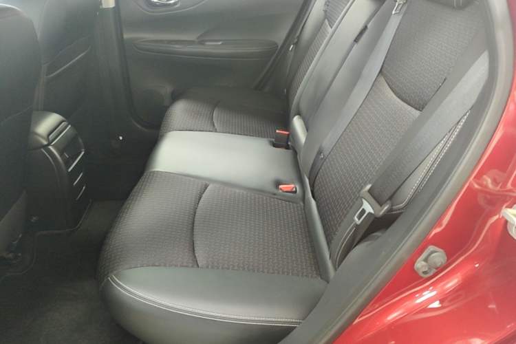 Used Nissan Tiida 2019 1.6L CVT Smart Drive Version China VI Standard Left Rear Seat