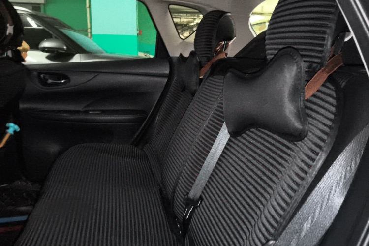 Used Nissan Tiida 2019 1.6L CVT Cool Edition China VI Standard Left Rear Seat
