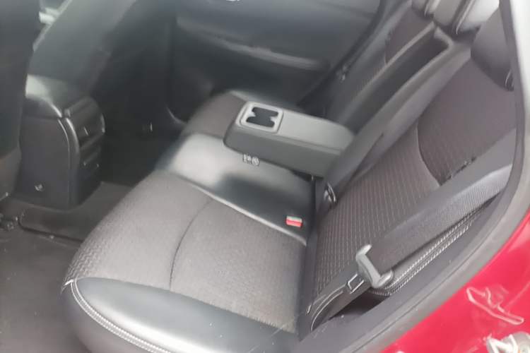 Used Nissan Tiida 2019 1.6L CVT Smart Enjoyment Version China VI Standard Left Rear Seat