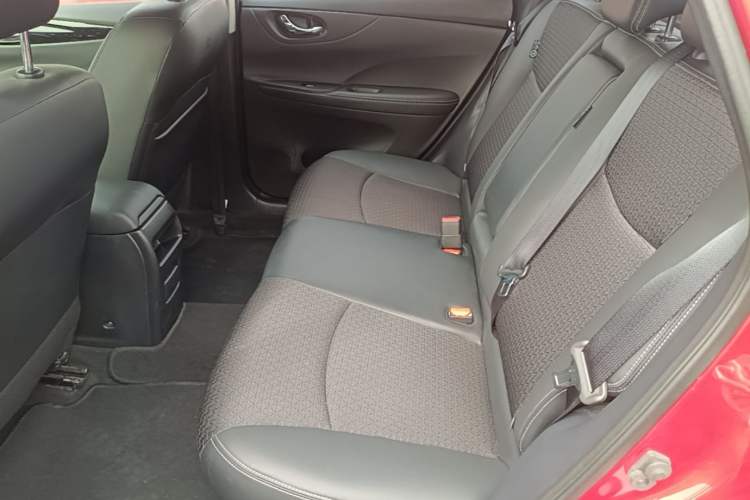 Used Nissan Tiida 2019 1.6L CVT Smart Drive Version China VI Standard Left Rear Seat