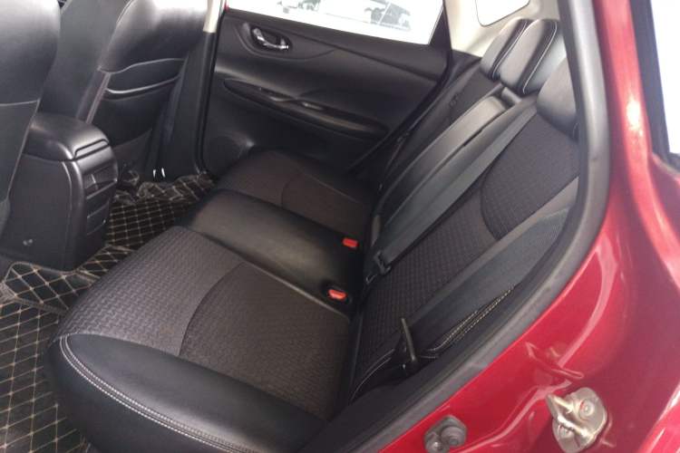 Used Nissan Tiida 2019 1.6L CVT Smart Enjoyment Version China VI Standard Left Rear Seat