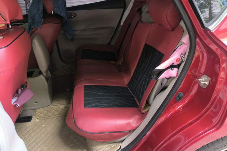 Used Nissan Tiida 2019 1.6L CVT Smart Enjoyment Version China V Standard Left Rear Seat