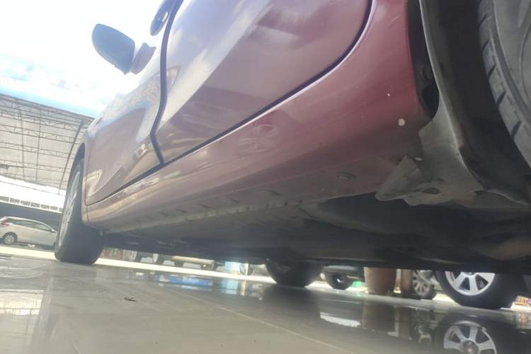 Used Nissan Tiida 2019 1.6L CVT Cool Edition China VI Standard Left Side Sill