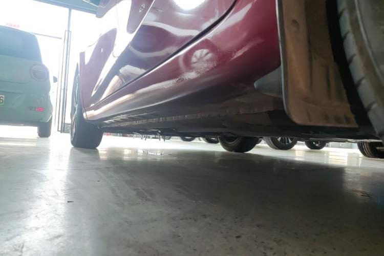 Used Nissan Tiida 2019 1.6L CVT Smart Drive Version China VI Standard Left Side Sill