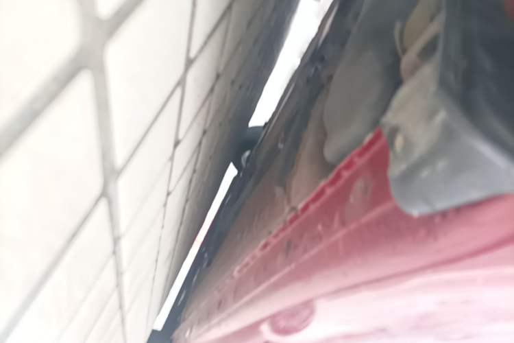 Used Nissan Tiida 2019 1.6L CVT Smart Enjoyment Version China VI Standard Left Side Sill