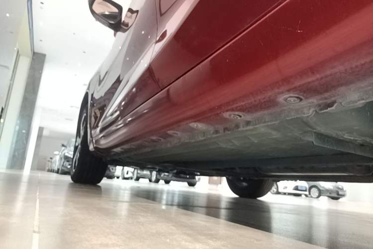 Used Nissan Tiida 2019 1.6L CVT Smart Drive Version China VI Standard Left Side Sill