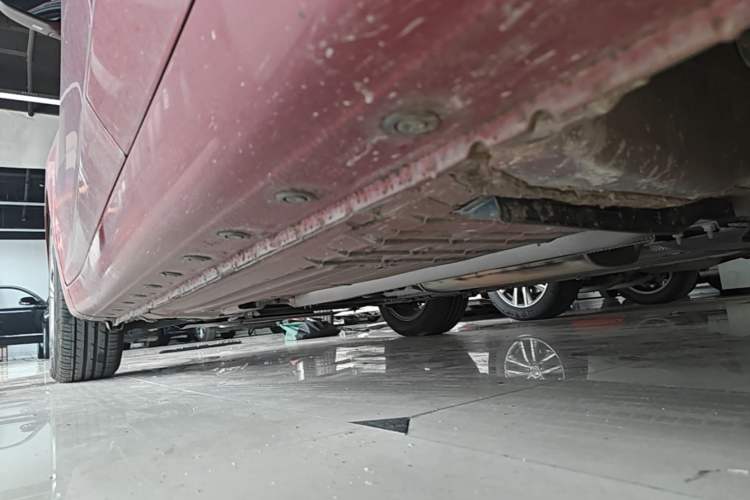 Used Nissan Tiida 2019 1.6L CVT Smart Drive Version China VI Standard Left Side Sill