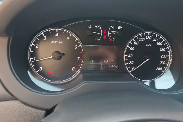 Used Nissan Tiida 2019 1.6L CVT Cool Edition China VI Standard Odometer Close Up