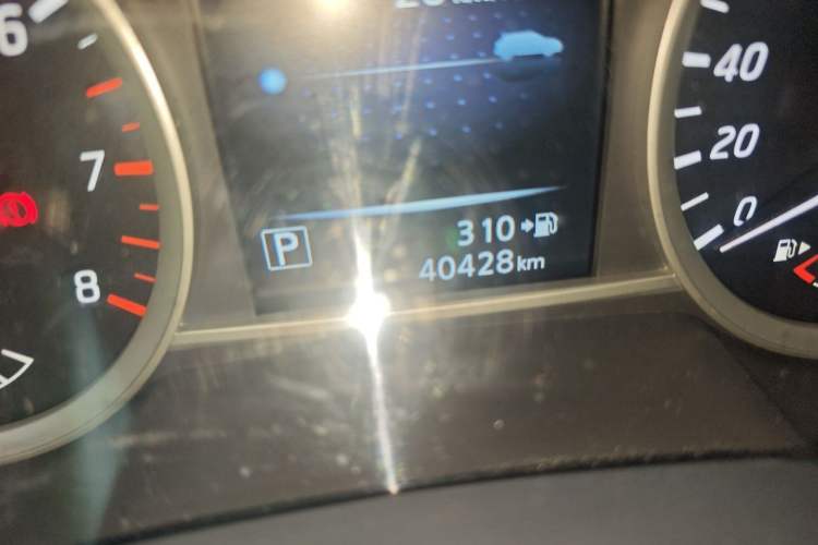 Used Nissan Tiida 2019 1.6L CVT Smart Drive Version China VI Standard Odometer Close Up