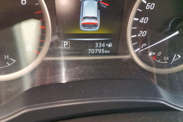 Used Nissan Tiida 2019 1.6L CVT Smart Drive Version China V Standard Odometer Close Up