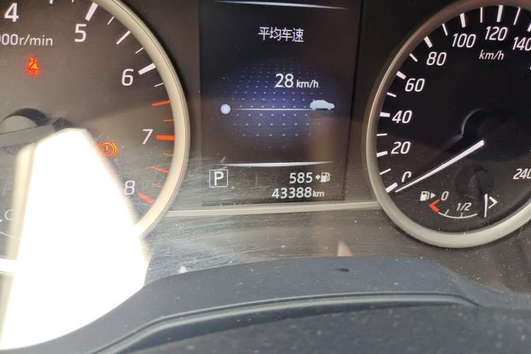 Used Nissan Tiida 2019 1.6L CVT Smart Drive Version China VI Standard Odometer Close Up