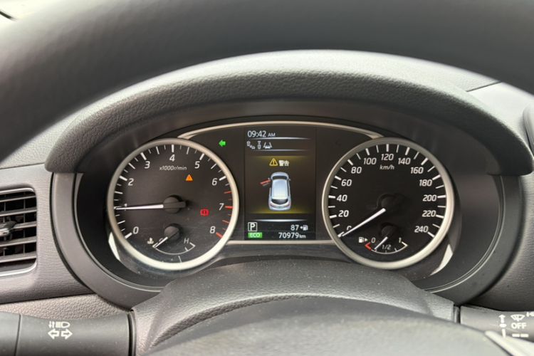 Used Nissan Tiida 2019 1.6L CVT Smart Drive Version China VI Standard Odometer Close Up