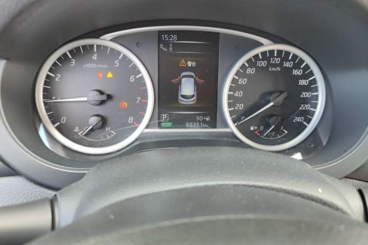 Used Nissan Tiida 2019 1.6L CVT Smart Drive Version China VI Standard Odometer Close Up