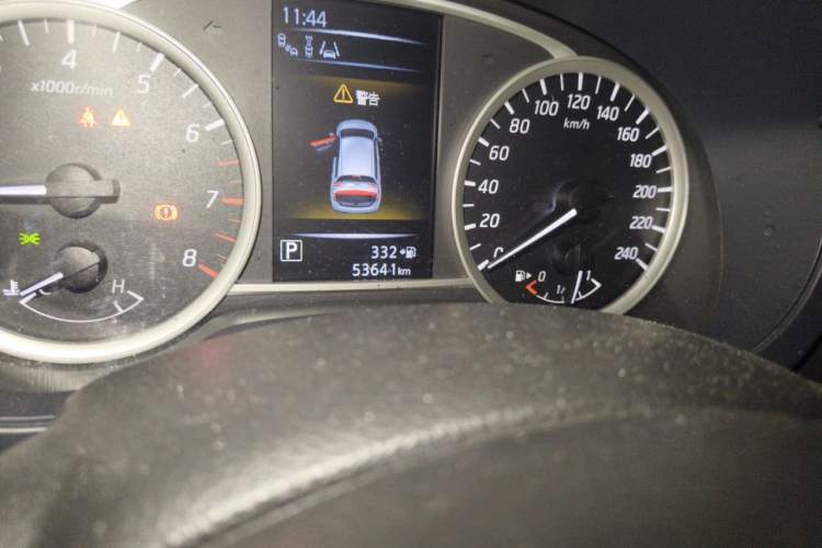 Used Nissan Tiida 2019 1.6L CVT Smart Drive Version China VI Standard Odometer Close Up