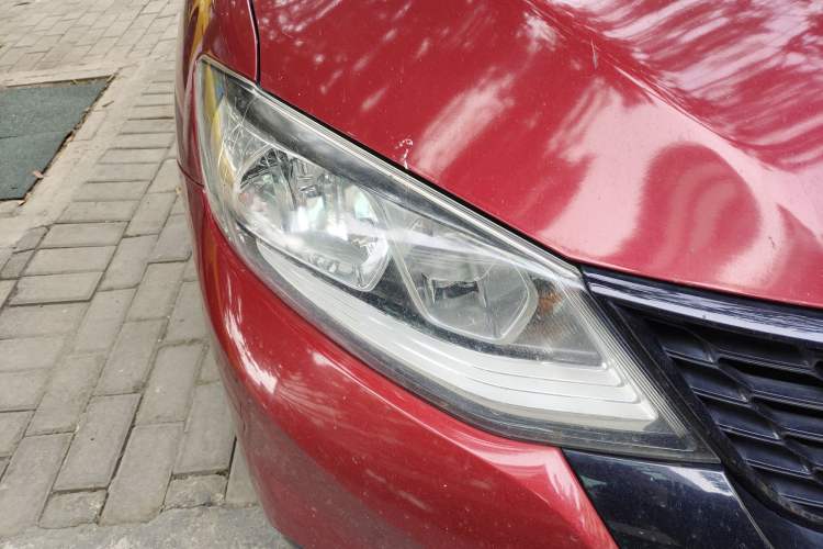 Used Nissan Tiida 2019 1.6L CVT Cool Edition China VI Standard Right Front Headlight