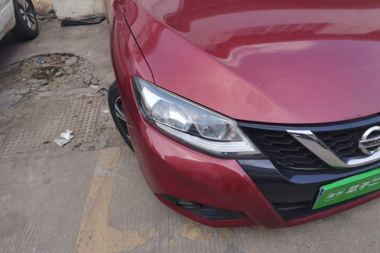 Used Nissan Tiida 2019 1.6L CVT Smart Drive Version China V Standard Right Front Headlight