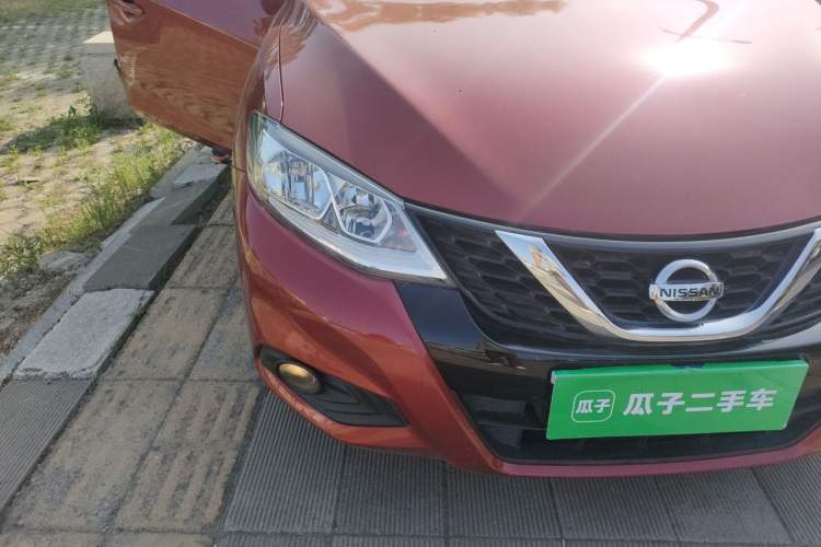 Used Nissan Tiida 2019 1.6L CVT Cool Edition China VI Standard Right Front Headlight