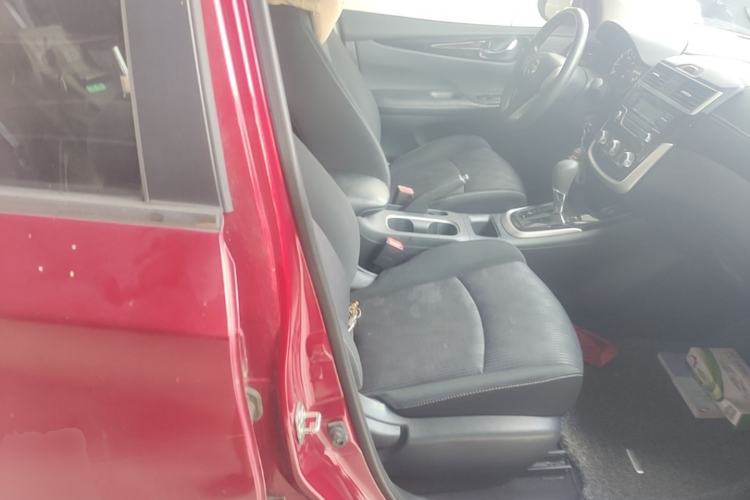 Used Nissan Tiida 2019 1.6L CVT Cool Edition China VI Standard Right Front Seat