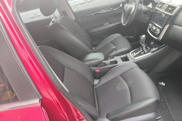 Used Nissan Tiida 2019 1.6L CVT Smart Enjoyment Version China VI Standard Right Front Seat