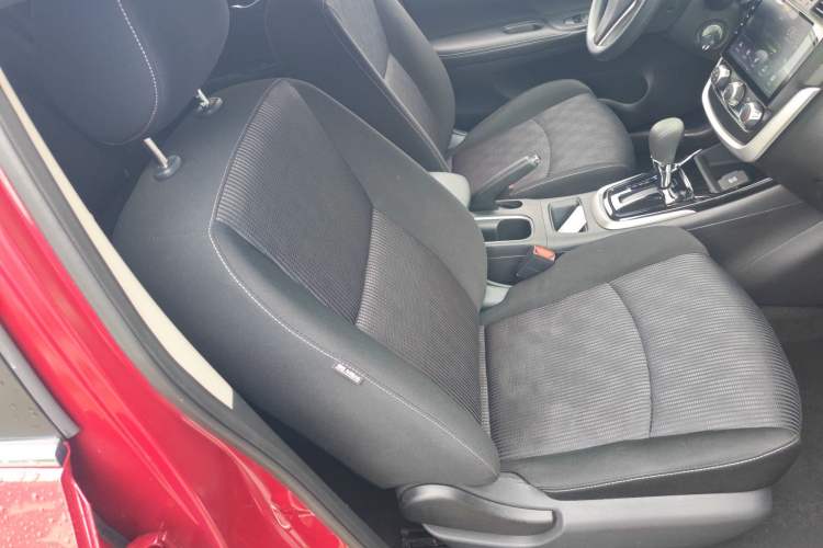 Used Nissan Tiida 2019 1.6L CVT Cool Edition China VI Standard Right Front Seat