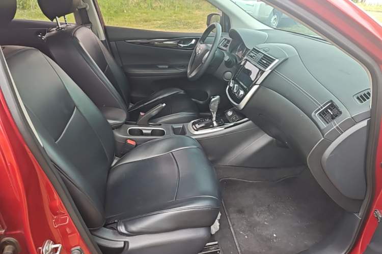 Used Nissan Tiida 2019 1.6L CVT Smart Drive Version China VI Standard Right Front Seat