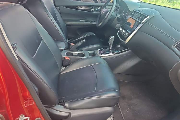 Used Nissan Tiida 2019 1.6L CVT Smart Drive Version China VI Standard Right Front Seat