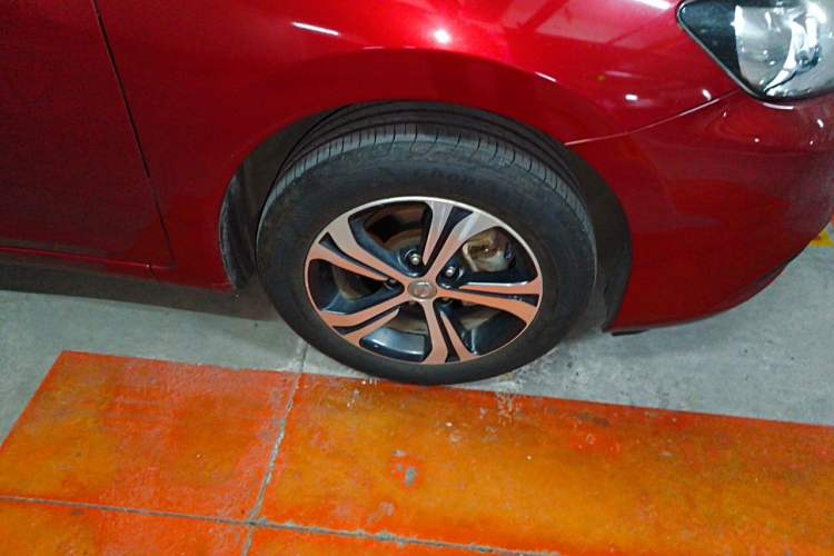 Used Nissan Tiida 2019 1.6L CVT Smart Drive Version China VI Standard Right Front Wheel Hub