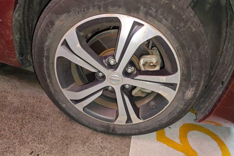 Used Nissan Tiida 2019 1.6L CVT Smart Drive Version China VI Standard Right Front Wheel Hub