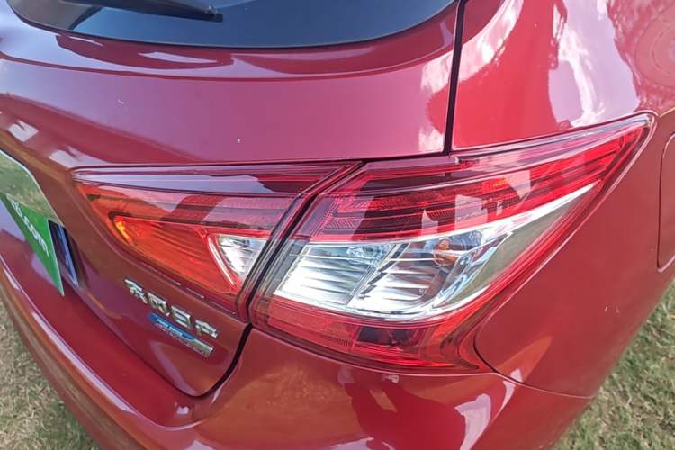 Used Nissan Tiida 2019 1.6L CVT Smart Drive Version China VI Standard Right Rear Taillight