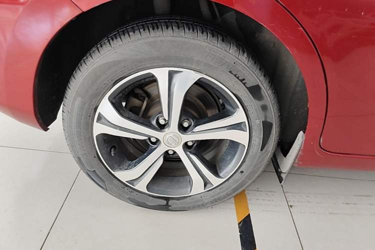 Used Nissan Tiida 2019 1.6L CVT Smart Drive Version China VI Standard Right Rear Wheel Hub