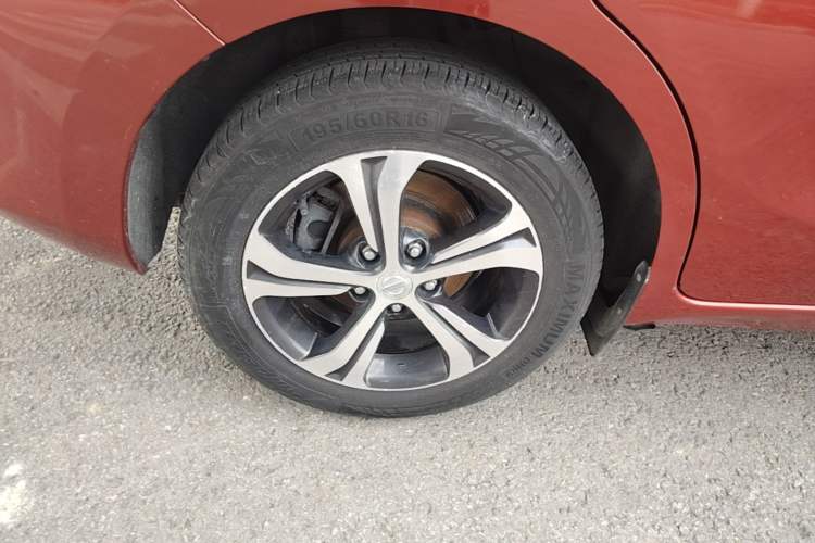 Used Nissan Tiida 2019 1.6L CVT Smart Drive Version China VI Standard Right Rear Wheel Hub
