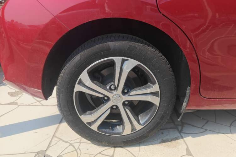Used Nissan Tiida 2019 1.6L CVT Smart Drive Version China VI Standard Right Rear Wheel Hub