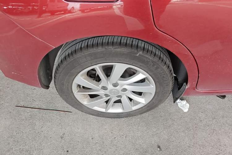 Used Nissan Tiida 2019 1.6L CVT Cool Dynamic Version China V Standard Right Rear Wheel Hub