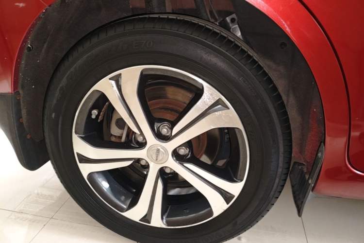 Used Nissan Tiida 2019 1.6L CVT Smart Drive Version China VI Standard Right Rear Wheel Hub