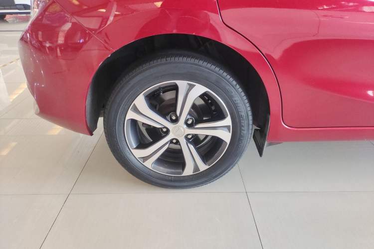 Used Nissan Tiida 2019 1.6L CVT Smart Drive Version China VI Standard Right Rear Wheel Hub