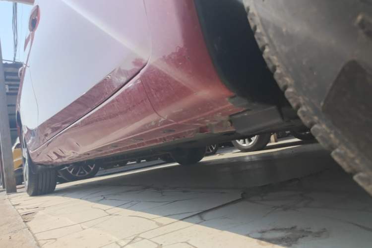 Used Nissan Tiida 2019 1.6L CVT Smart Drive Version China VI Standard Right Side Sill