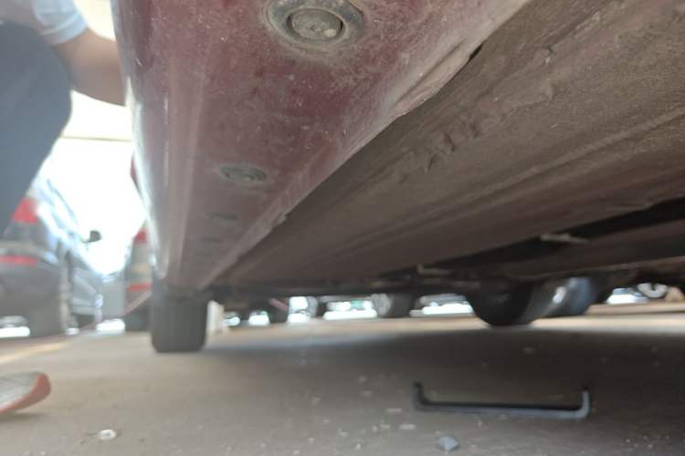 Used Nissan Tiida 2019 1.6L CVT Smart Drive Version China VI Standard Right Side Sill