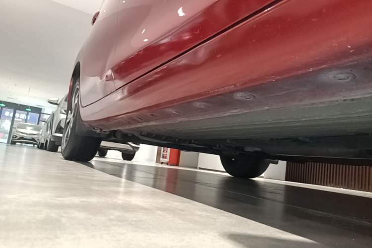 Used Nissan Tiida 2019 1.6L CVT Smart Drive Version China VI Standard Right Side Sill