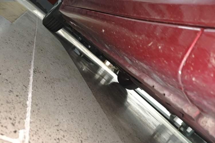 Used Nissan Tiida 2019 1.6L CVT Smart Drive Version China VI Standard Right Side Sill