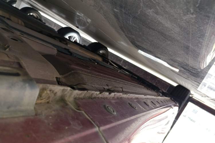 Used Nissan Tiida 2019 1.6L CVT Smart Enjoyment Version China VI Standard Right Side Sill