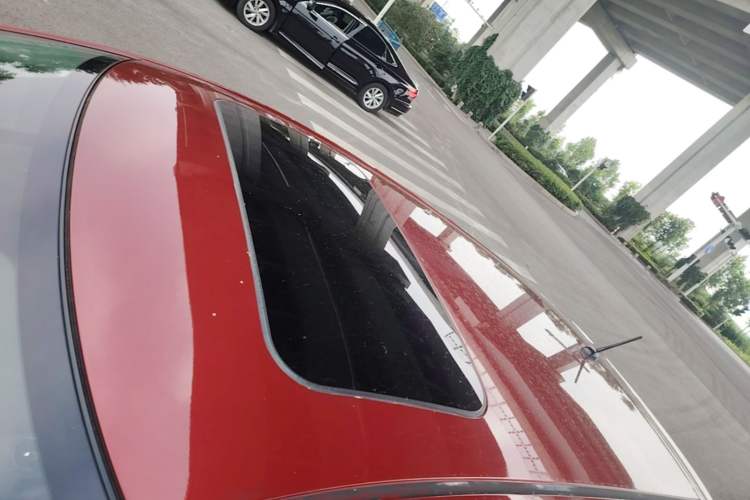 Used Nissan Tiida 2019 1.6L CVT Smart Drive Version China VI Standard Roof