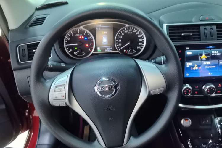 Used Nissan Tiida 2019 1.6L CVT Smart Drive Version China VI Standard Steering Wheel