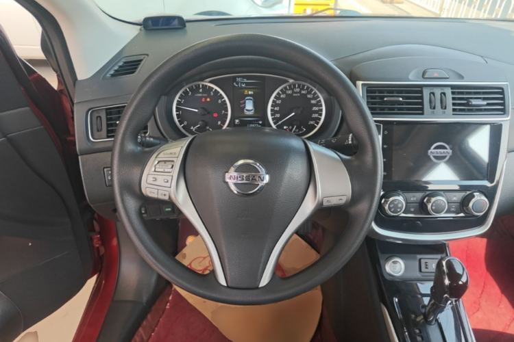 Used Nissan Tiida 2019 1.6L CVT Smart Drive Version China VI Standard Steering Wheel